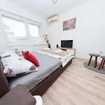 Square 公寓 斯科普里