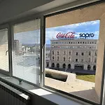 Square Апартаменти *