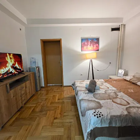 Square 公寓 斯科普里